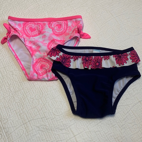 18-24m (4/$20) Swimsuit Bottoms by Old Navy and Joe Fresh - Picture 1 of 14